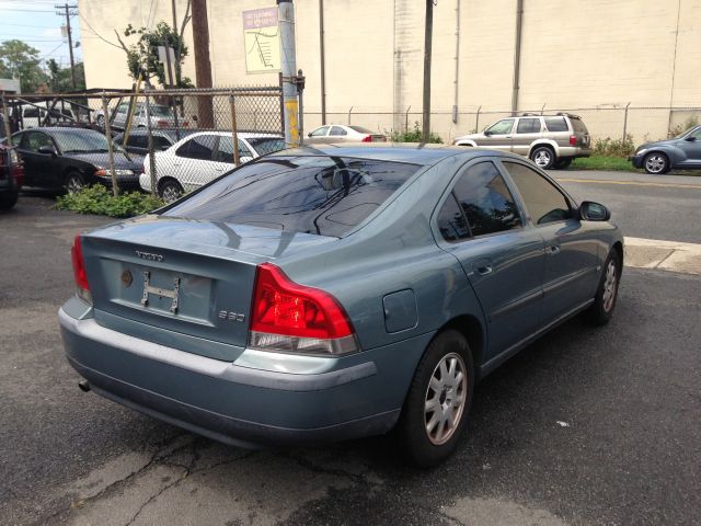 Volvo S60 2002 photo 1