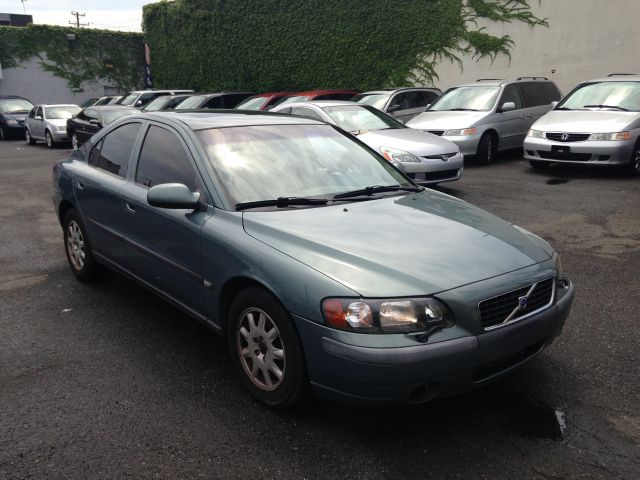 Volvo S60 2002 photo 2