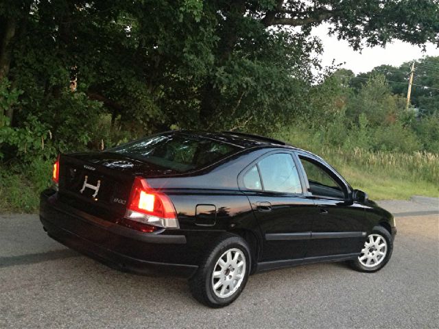 Volvo S60 2002 photo 1