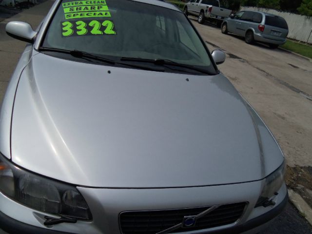 Volvo S60 2002 photo 1