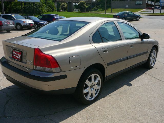 Volvo S60 2002 photo 2