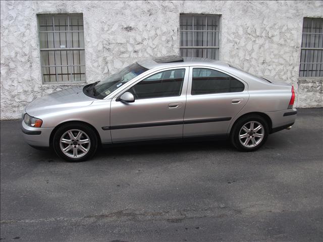 Volvo S60 Sport 4x4 Sedan