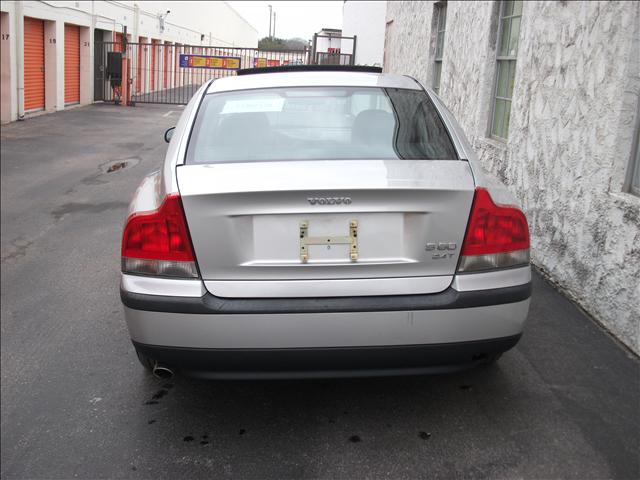 Volvo S60 2002 photo 2