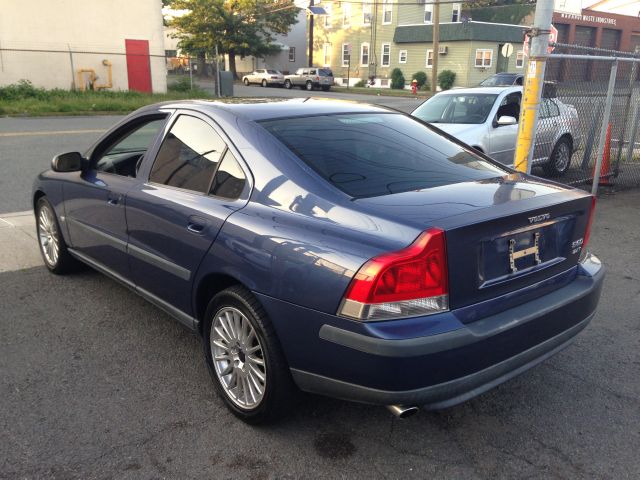 Volvo S60 2002 photo 1