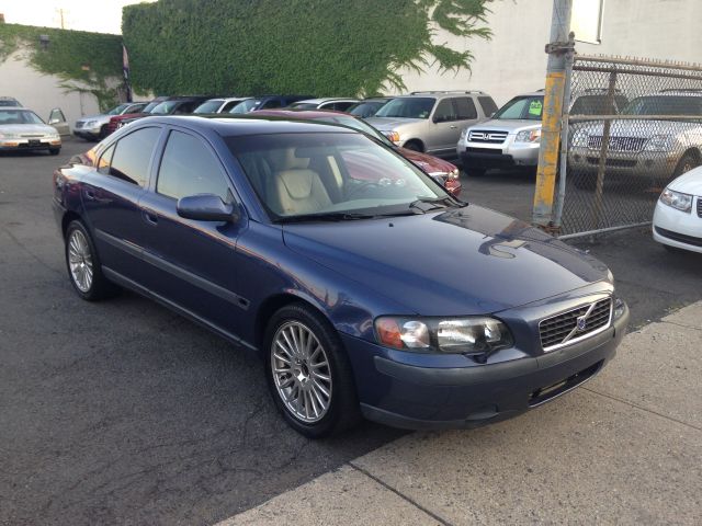 Volvo S60 2002 photo 2