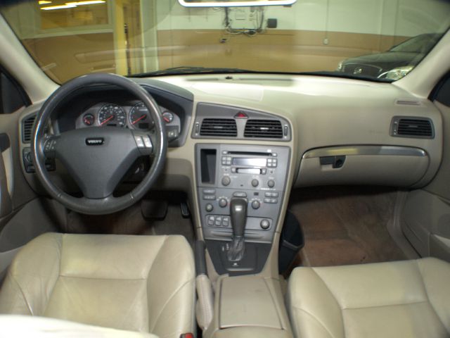 Volvo S60 2002 photo 24