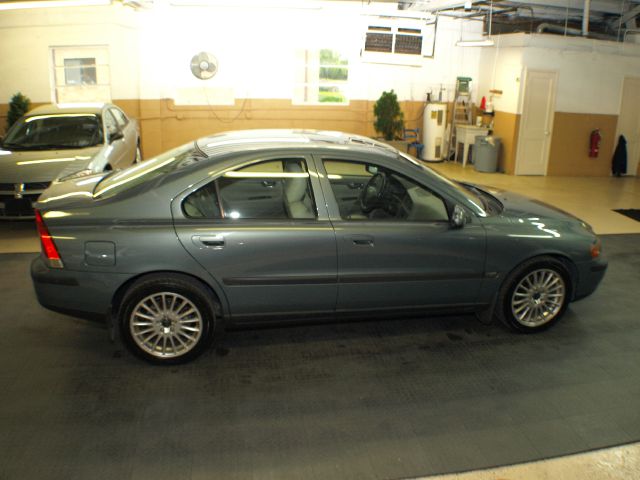 Volvo S60 2002 photo 33