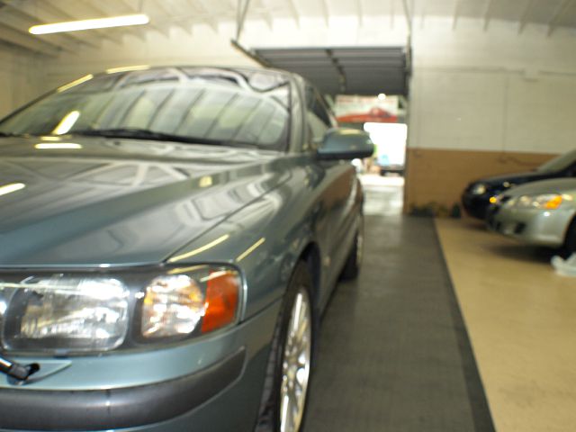 Volvo S60 2002 photo 37