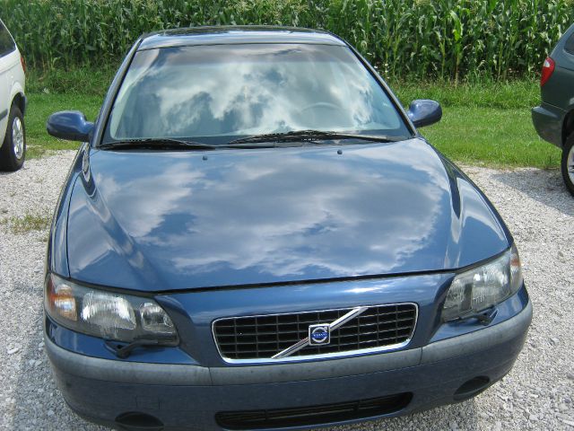 Volvo S60 2.5i Sedan 4D Sedan