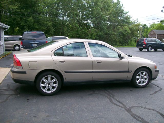 Volvo S60 2002 photo 1