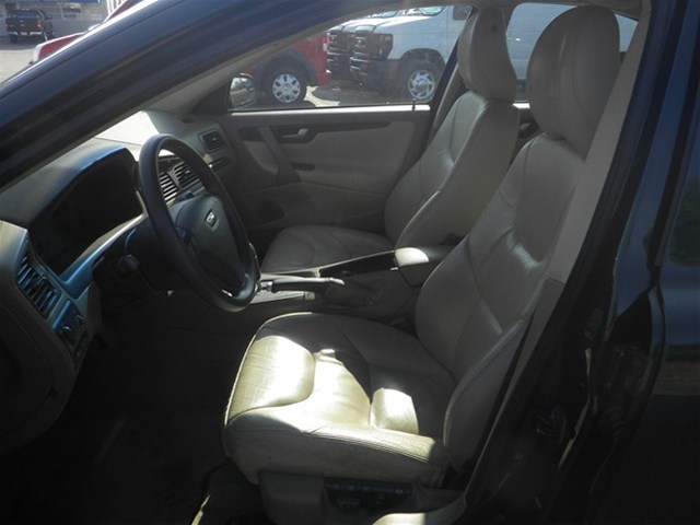 Volvo S60 2002 photo 1