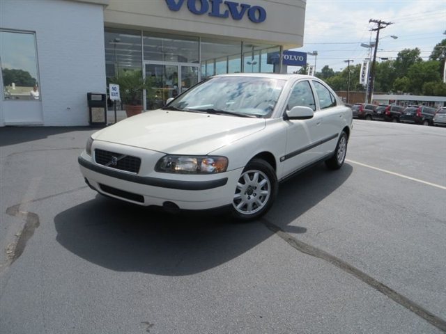 Volvo S60 2002 photo 2