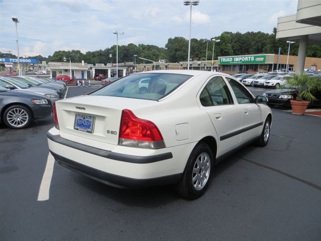 Volvo S60 2002 photo 3