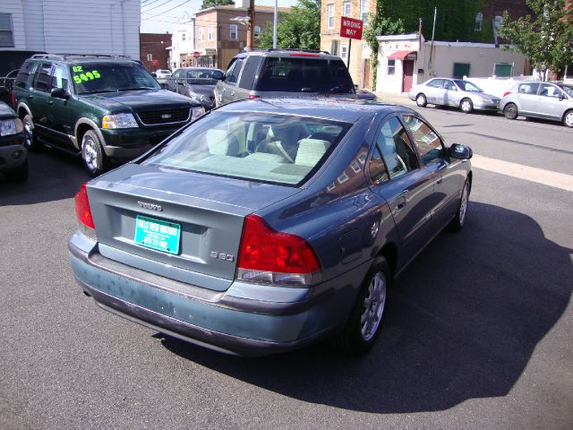 Volvo S60 2002 photo 1