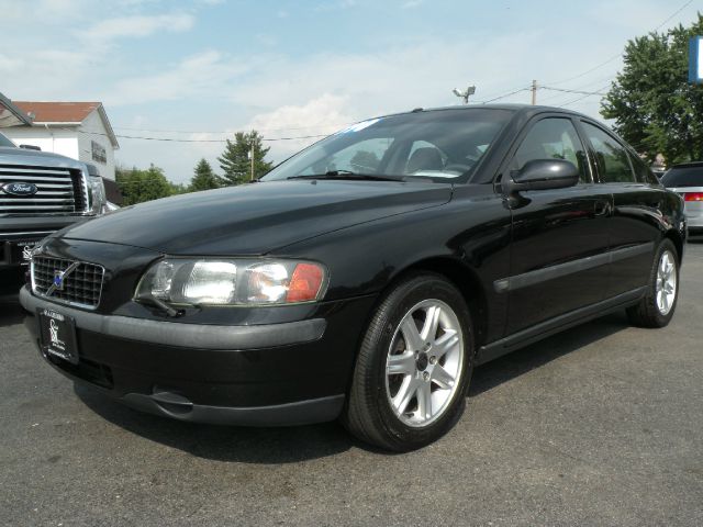 Volvo S60 4WD 4dr Sport Sedan