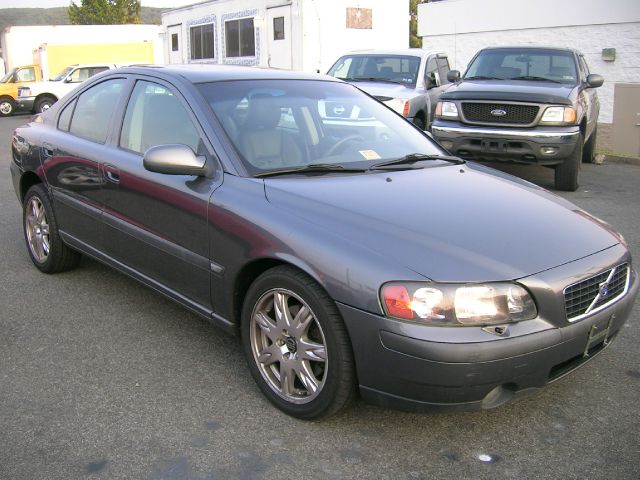 Volvo S60 2003 photo 2