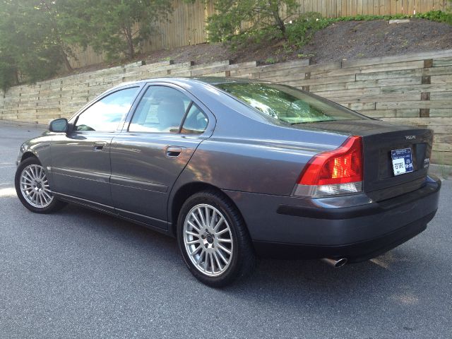 Volvo S60 2003 photo 2