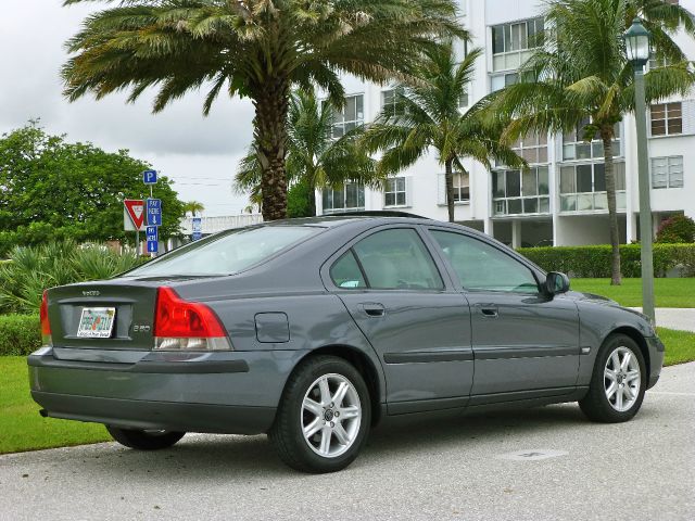 Volvo S60 2003 photo 11