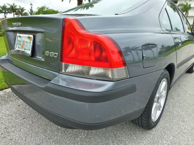 Volvo S60 2003 photo 30