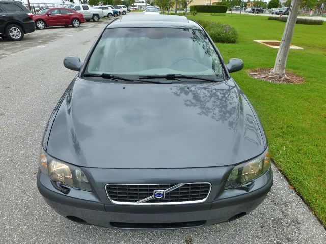 Volvo S60 2003 photo 35