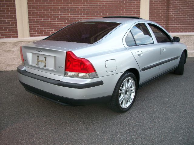 Volvo S60 2004 photo 1