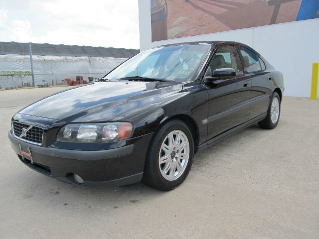 Volvo S60 4WD 4dr Sport Sedan