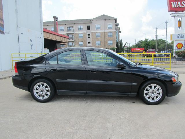 Volvo S60 2004 photo 1