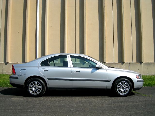 Volvo S60 2004 photo 28