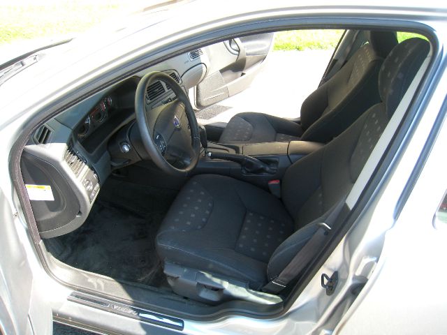 Volvo S60 2004 photo 38