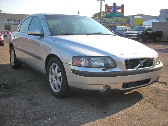 Volvo S60 2004 photo 2