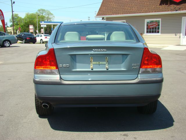 Volvo S60 2004 photo 22