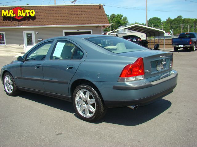 Volvo S60 2004 photo 23