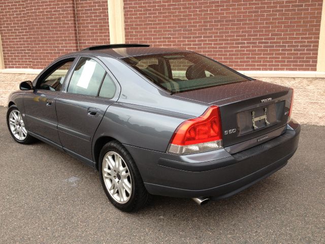 Volvo S60 2004 photo 2