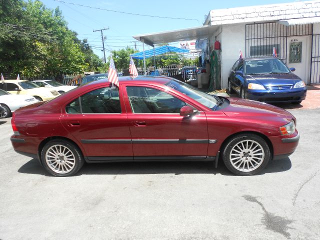 Volvo S60 2004 photo 1