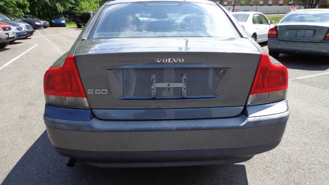 Volvo S60 2004 photo 1