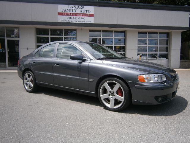 Volvo S60 2004 photo 4