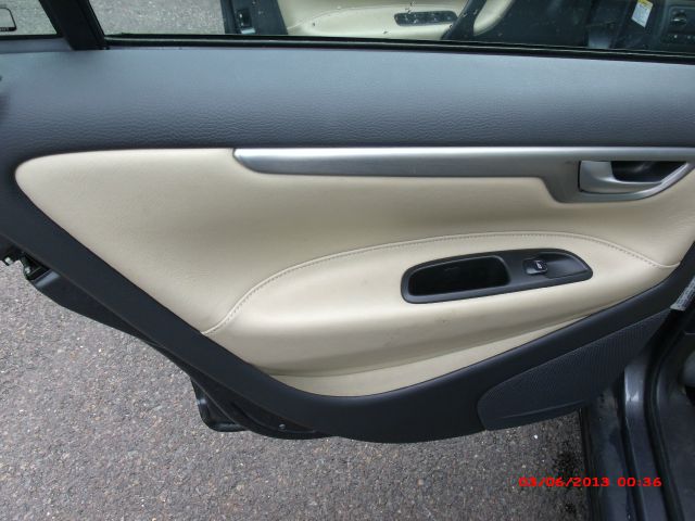 Volvo S60 2004 photo 1