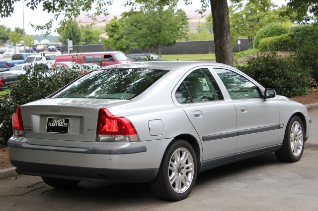 Volvo S60 2004 photo 1