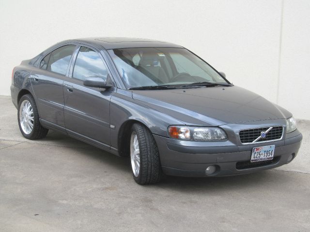 Volvo S60 2004 photo 2