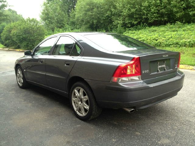 Volvo S60 2004 photo 1