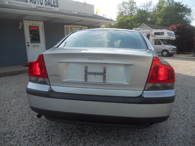 Volvo S60 2004 photo 14