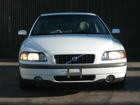 Volvo S60 2004 photo 3