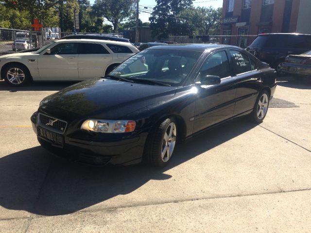 Volvo S60 2005 photo 1