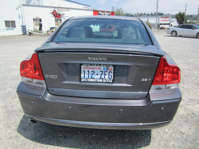 Volvo S60 2005 photo 2