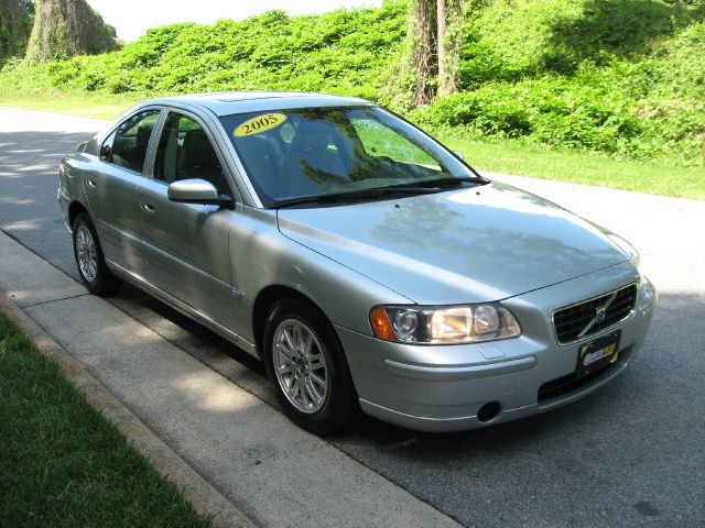 Volvo S60 2005 photo 22