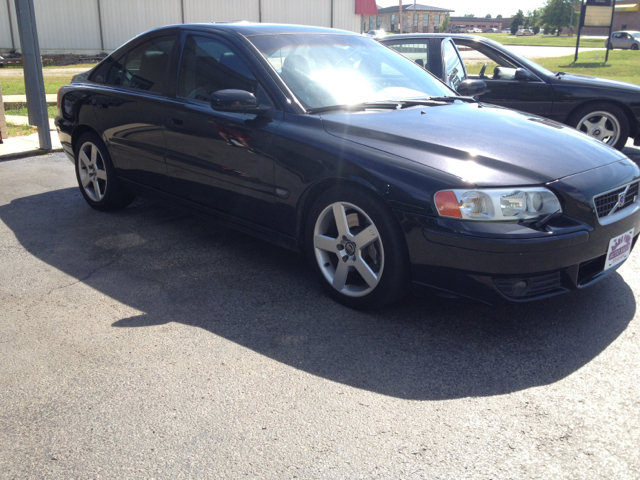 Volvo S60 W/leather Sedan