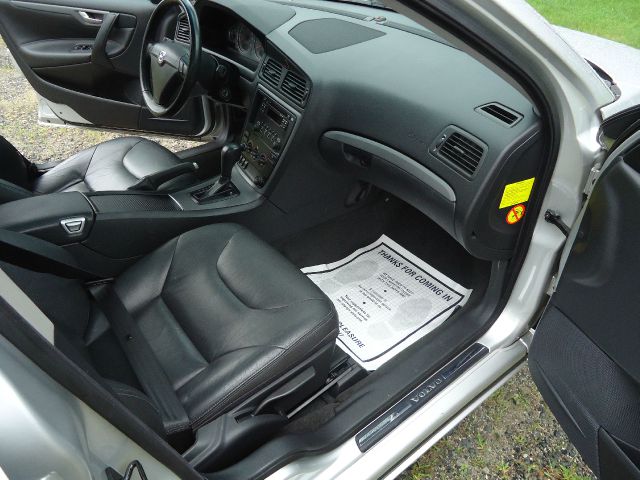 Volvo S60 2005 photo 2