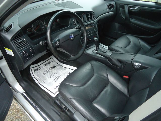 Volvo S60 2005 photo 4