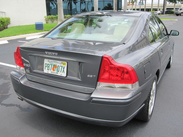 Volvo S60 2005 photo 1