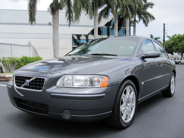 Volvo S60 2005 photo 11